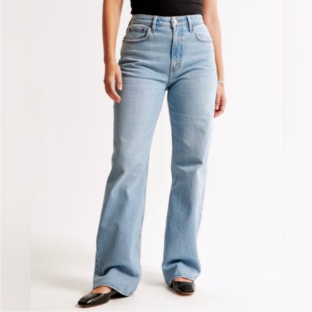 Abercrombie & Fitch jeans 90’s style high rise women’s size 33/16